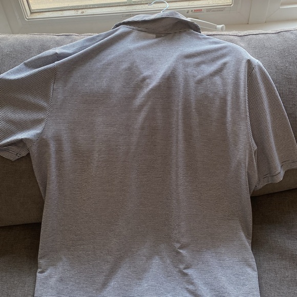 Mens Grey Stripe Adidas Golf Shit- Size L - Picture 4 of 4